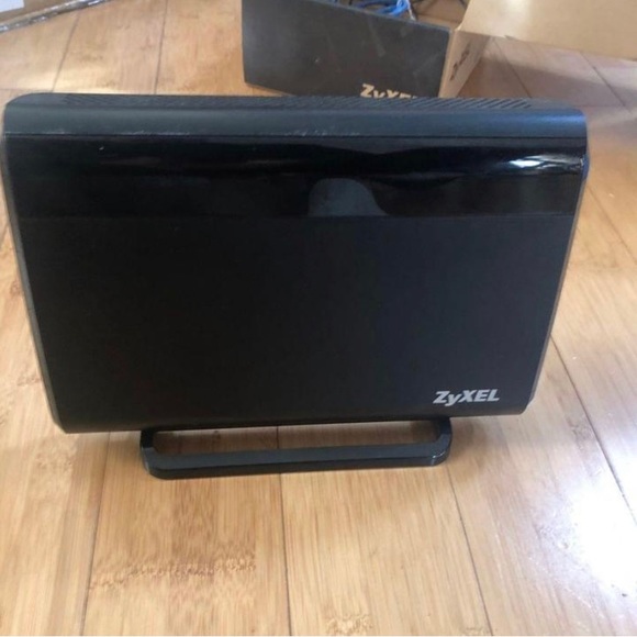 ZyXel Modem Router - Picture 1 of 4